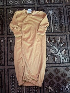Parade baby gown